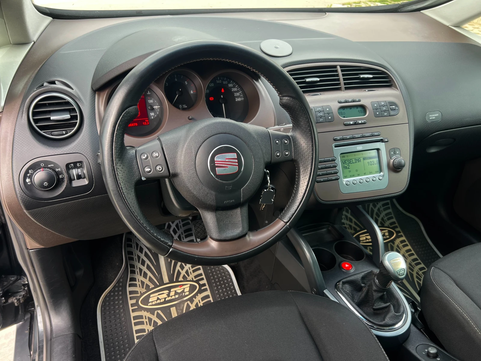 Seat Altea  2.0d-170кс-4х4-FULL екстри, снимка 10 - Автомобили и джипове - 54167293