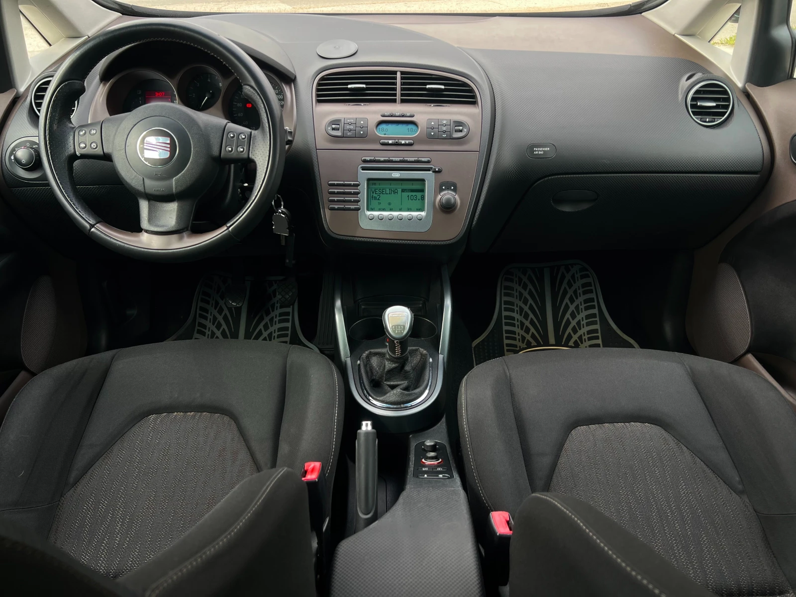 Seat Altea  2.0d-170кс-4х4-FULL екстри, снимка 11 - Автомобили и джипове - 54167293
