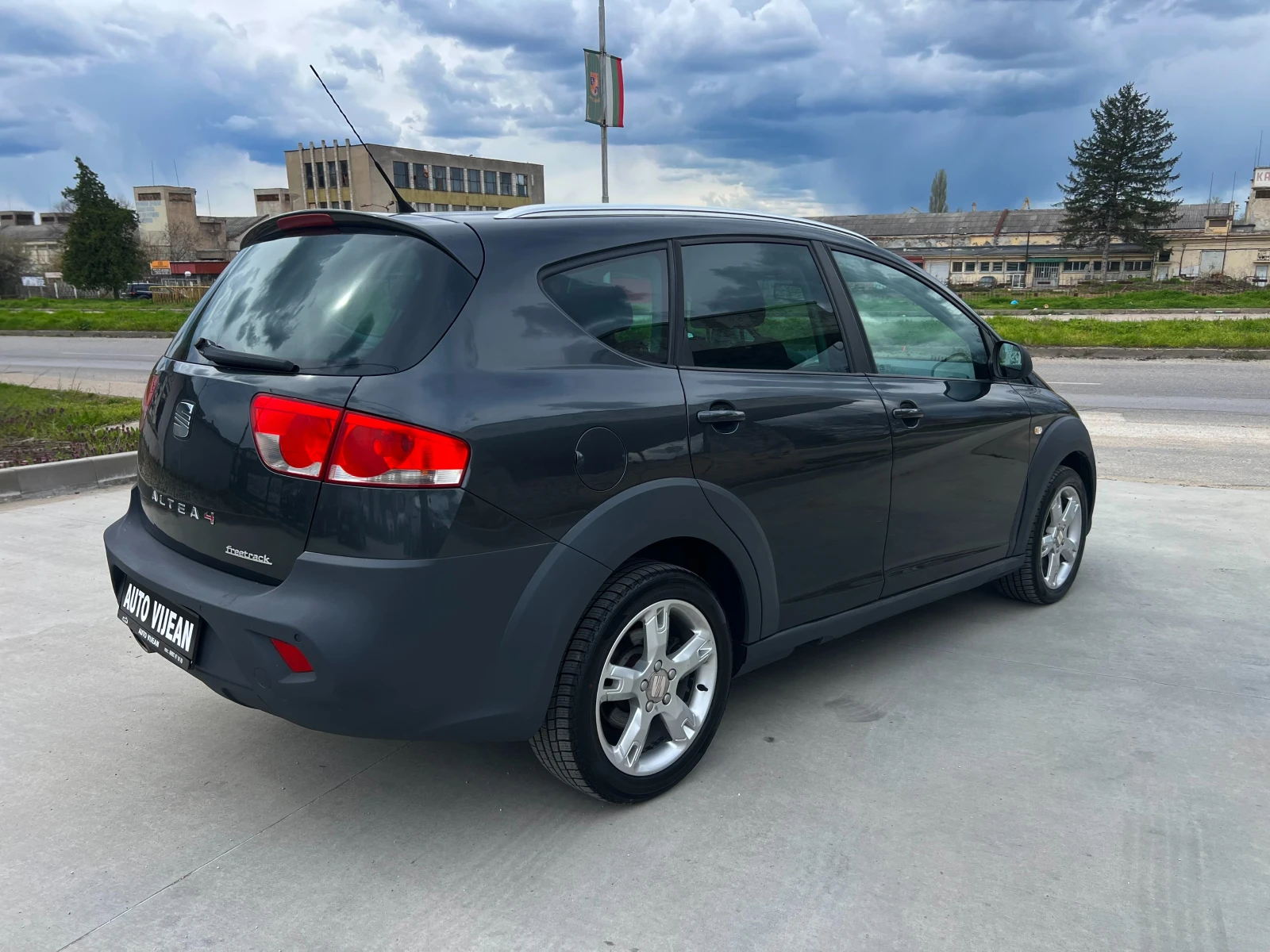 Seat Altea  2.0d-170кс-4х4-FULL екстри, снимка 4 - Автомобили и джипове - 54167293