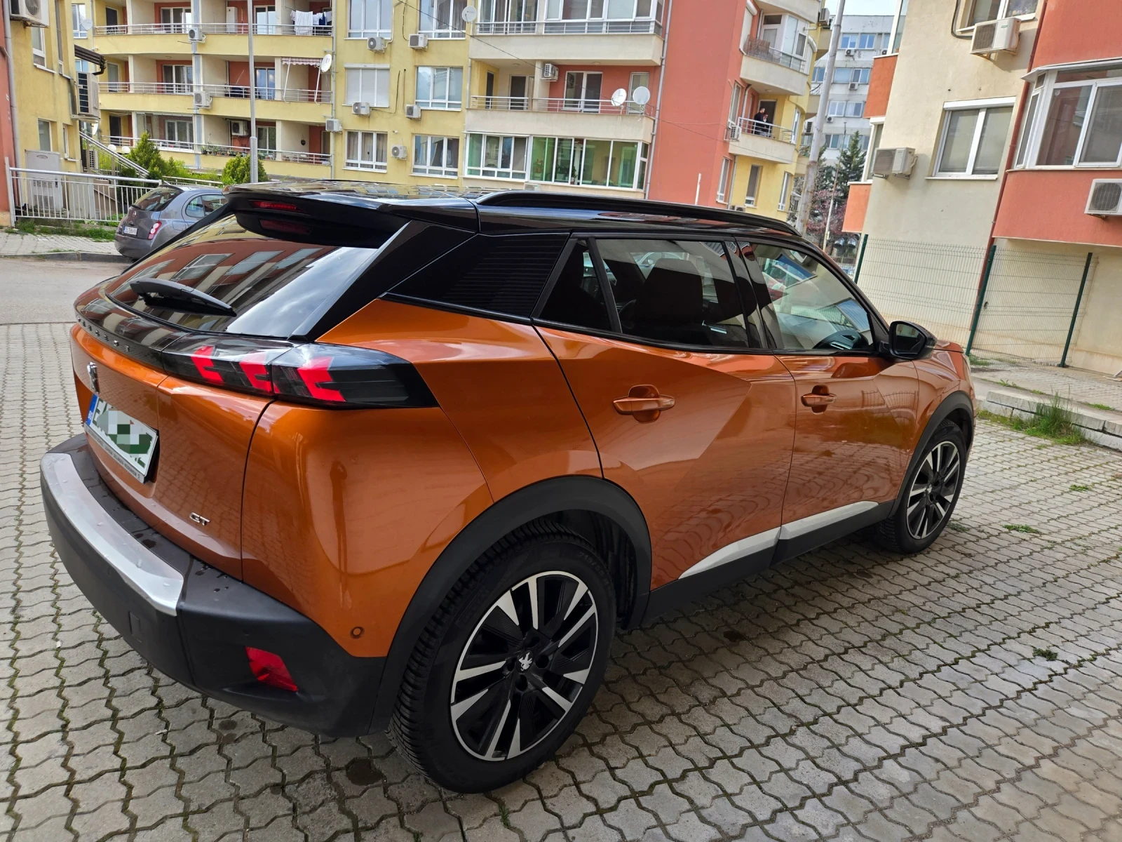 Peugeot 2008 GT | 28к км | ГАРАНЦИЯ 2029 | ЛИЗИНГ с 3% ЛИХВА, снимка 5 - Автомобили и джипове - 54232746