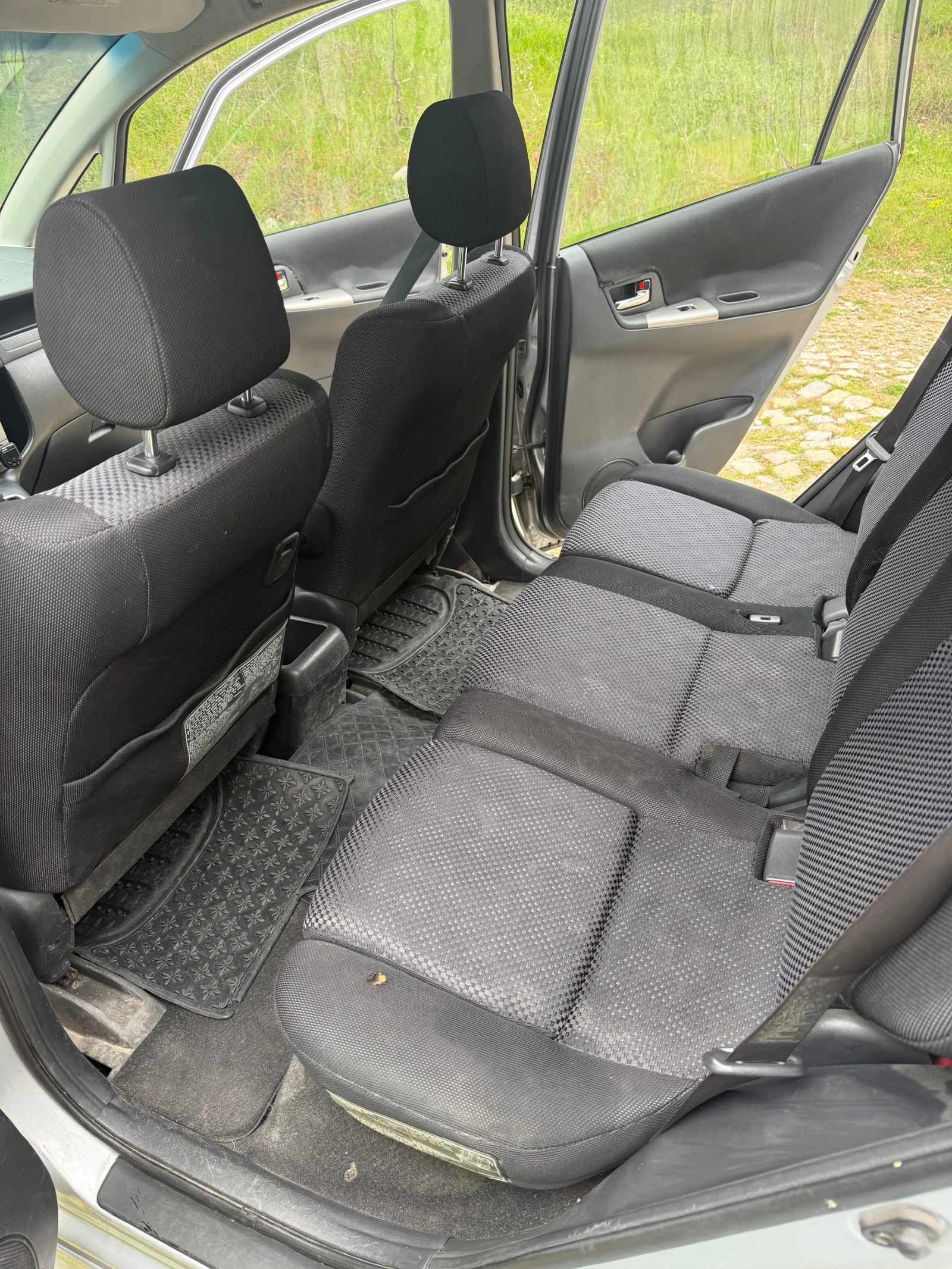 Toyota Corolla verso, снимка 3 - Автомобили и джипове - 54221889