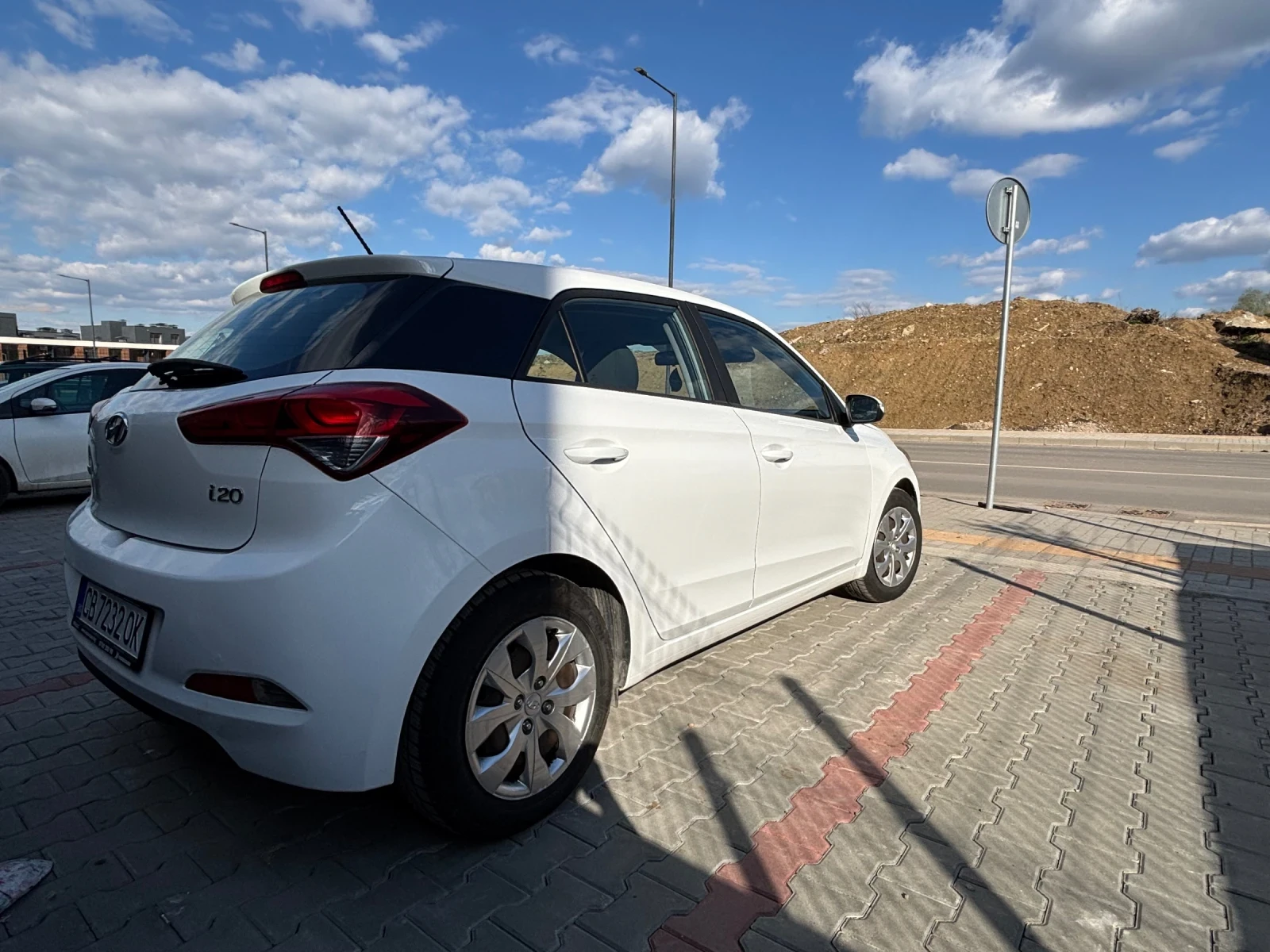 Hyundai I20, снимка 3 - Автомобили и джипове - 54294038