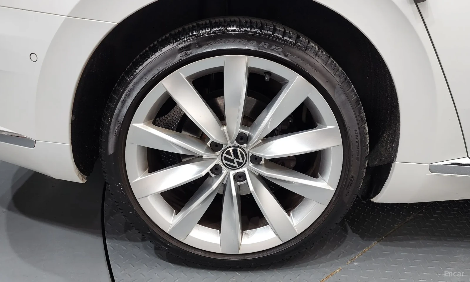 VW Arteon 2.0 TDI Prestige, снимка 3 - Автомобили и джипове - 54303076