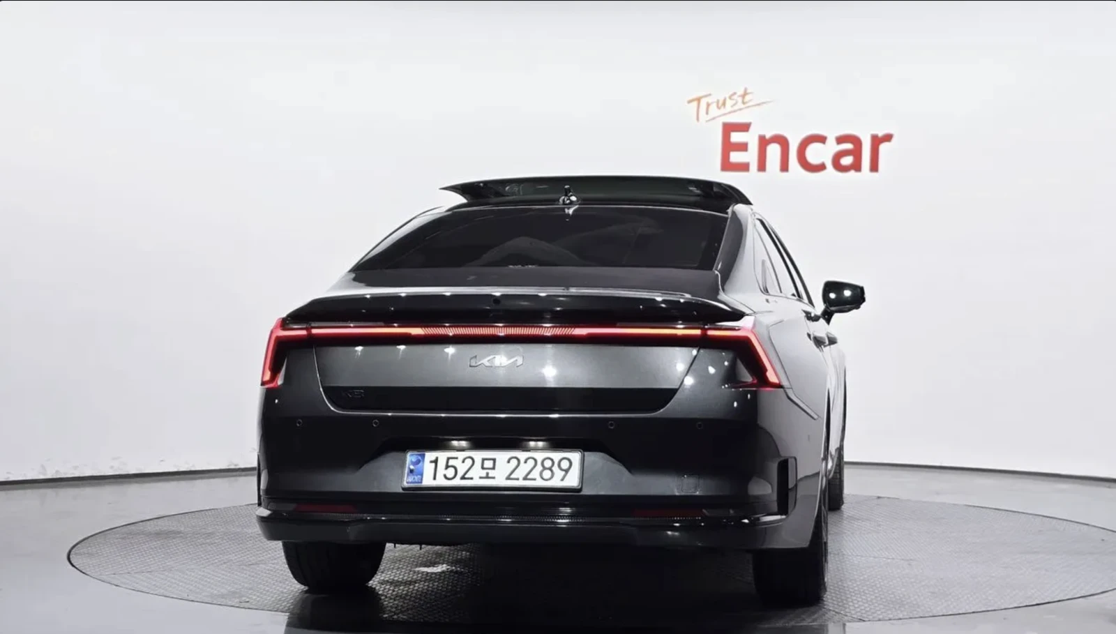 Kia K8 SIGNATURE BLACK / 360 КАМЕРИ / МАСАЖ / ОБДУХ /ПАНО, снимка 4 - Автомобили и джипове - 54753477