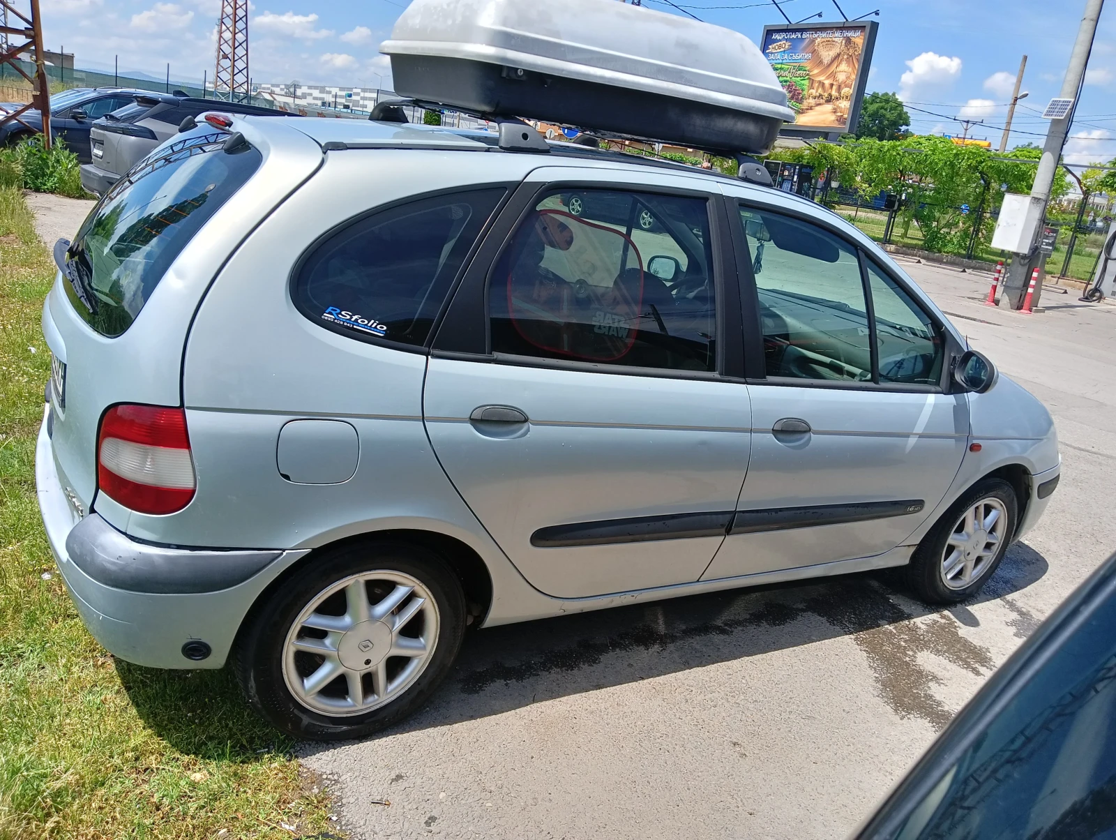 Renault Scenic 1.6, 16V, снимка 7 - Автомобили и джипове - 54863170