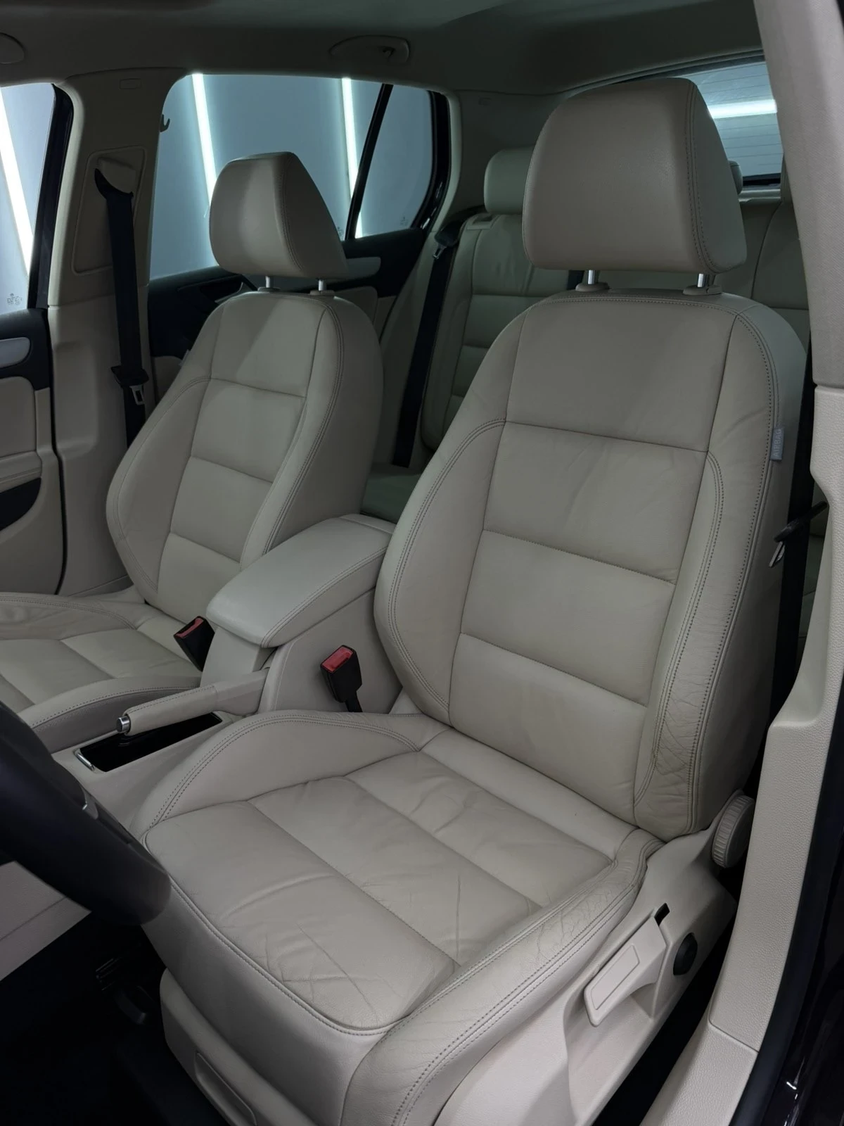 VW Golf TDI, снимка 8 - Автомобили и джипове - 54973452
