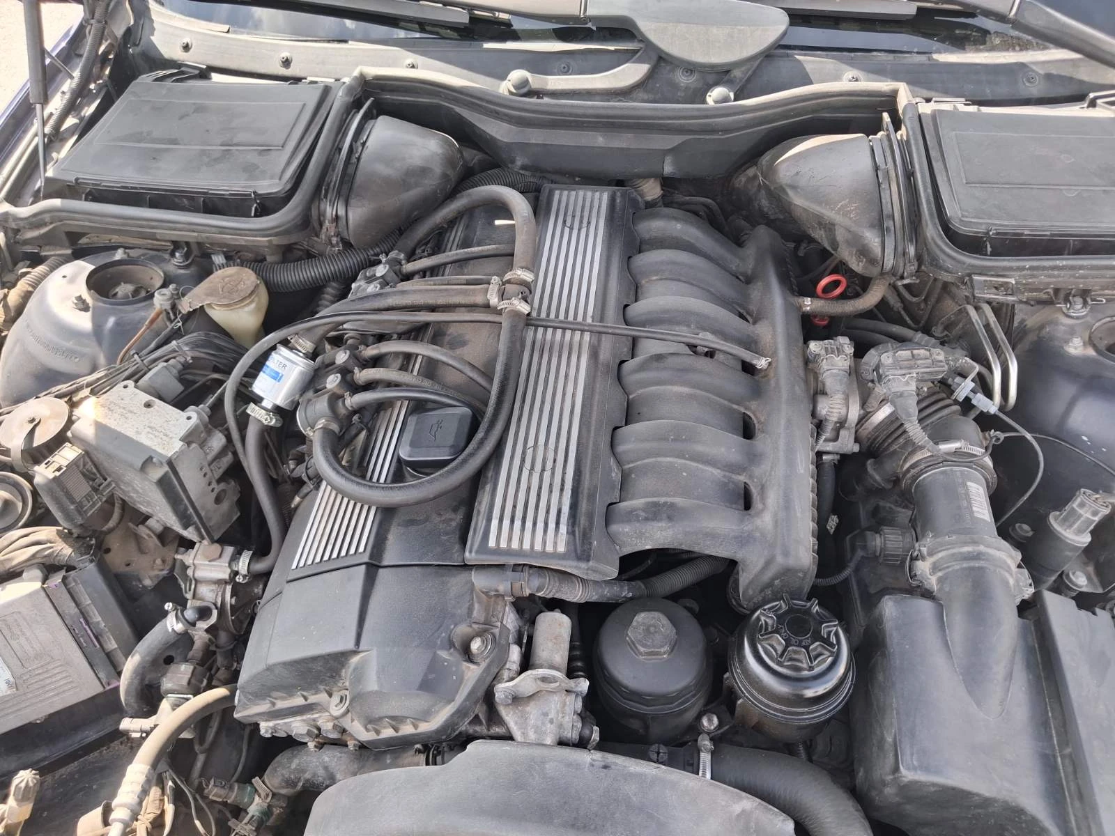 BMW 520 2.0 N/A, снимка 12 - Автомобили и джипове - 55210836