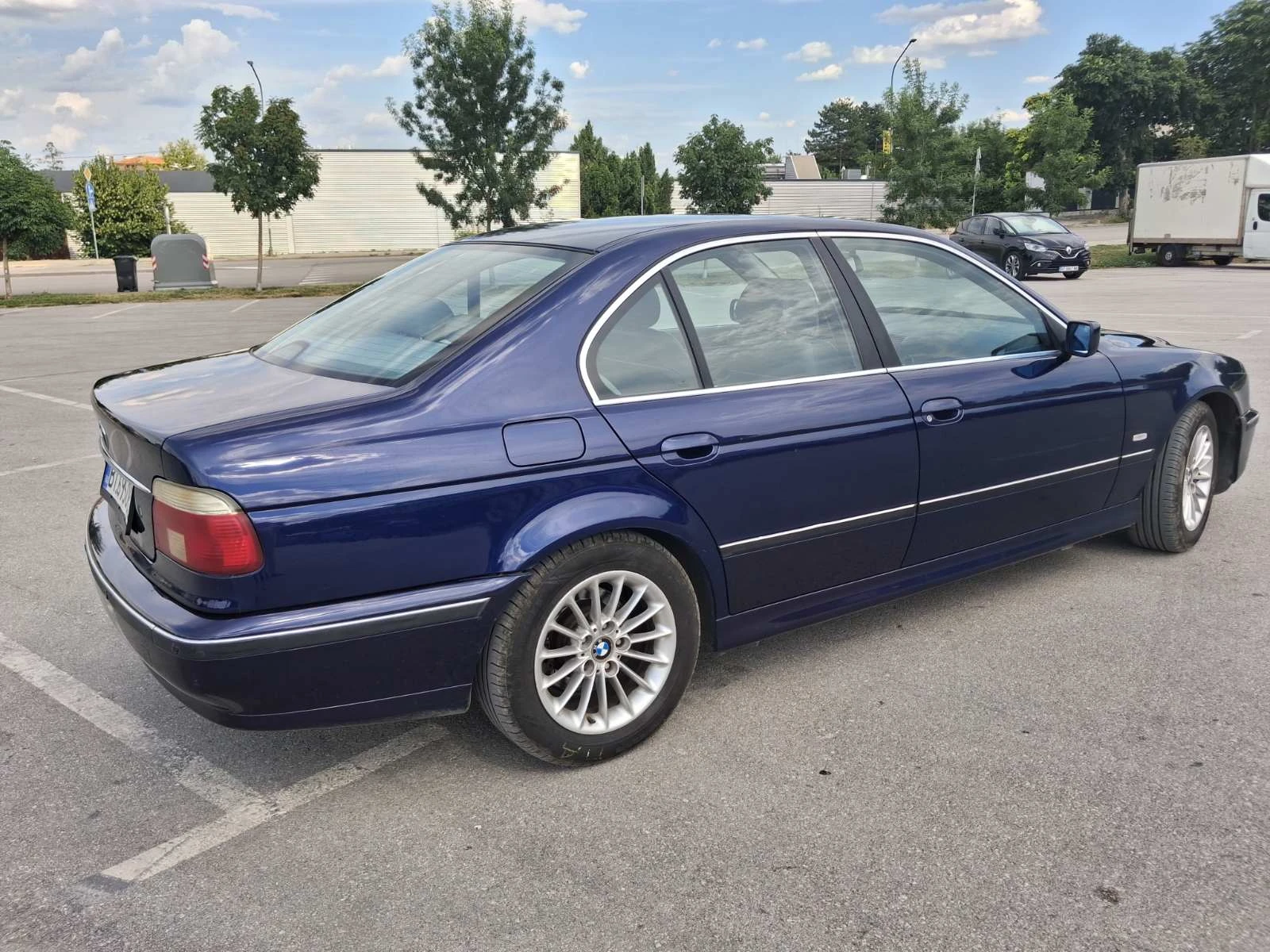 BMW 520 2.0 N/A, снимка 2 - Автомобили и джипове - 55210836