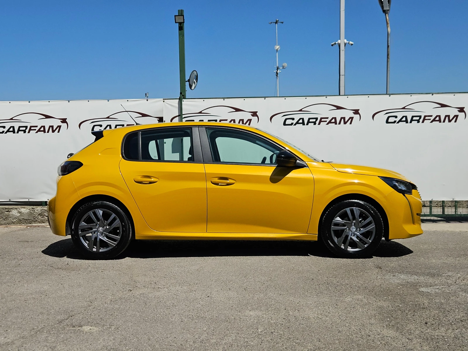 Peugeot 208 1.2/GPL/Active/CARPLAY/ACC/LED/NAVI/БЛУТУТ/EURO 6, снимка 2 - Автомобили и джипове - 55691955