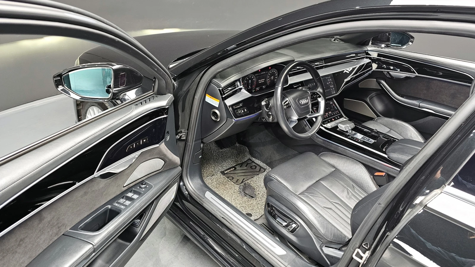 Audi A8 Quattro 55TFSI LWB * FULL FULL, снимка 11 - Автомобили и джипове - 55834954