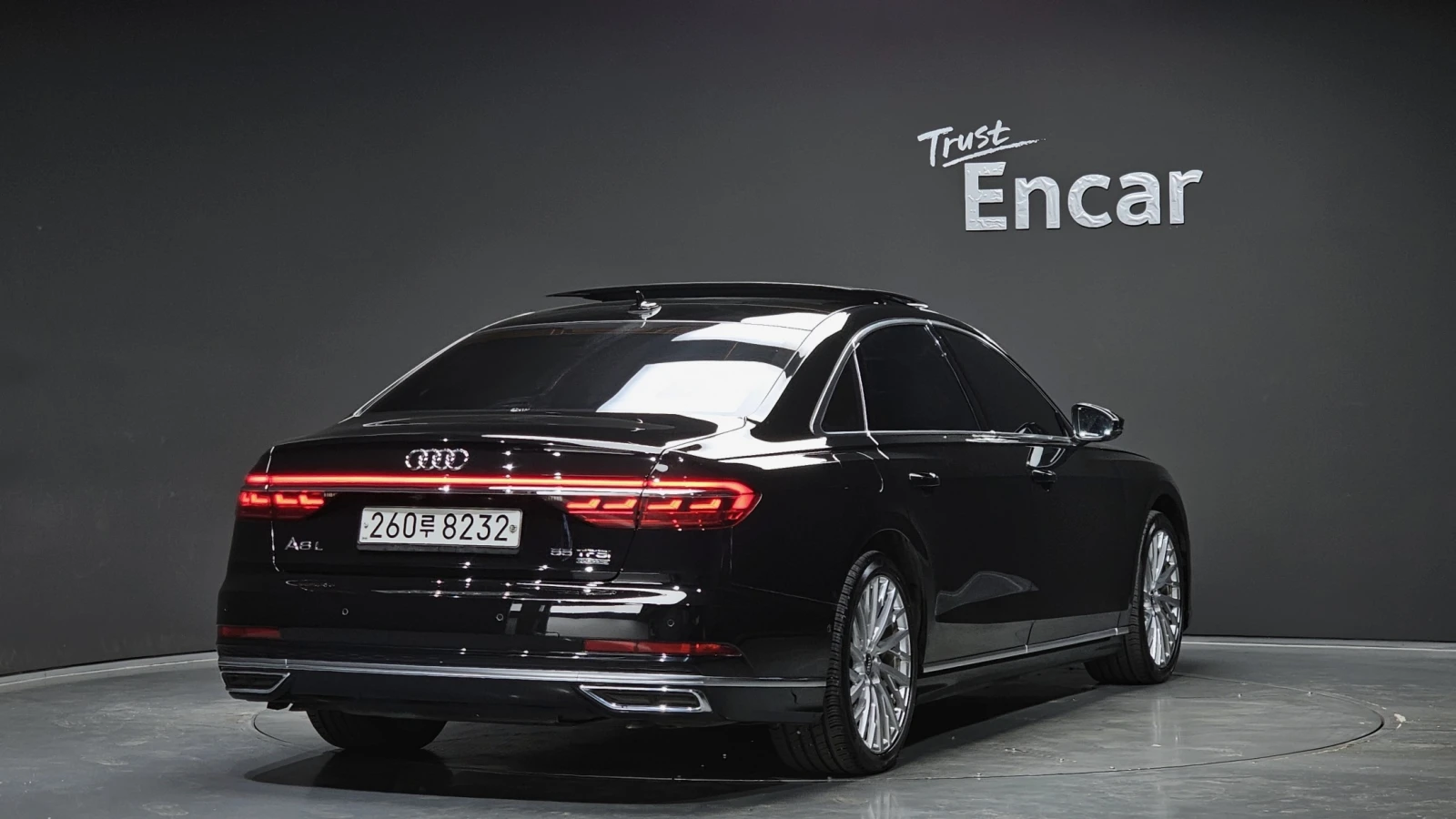 Audi A8 Quattro 55TFSI LWB * FULL FULL, снимка 3 - Автомобили и джипове - 55834954