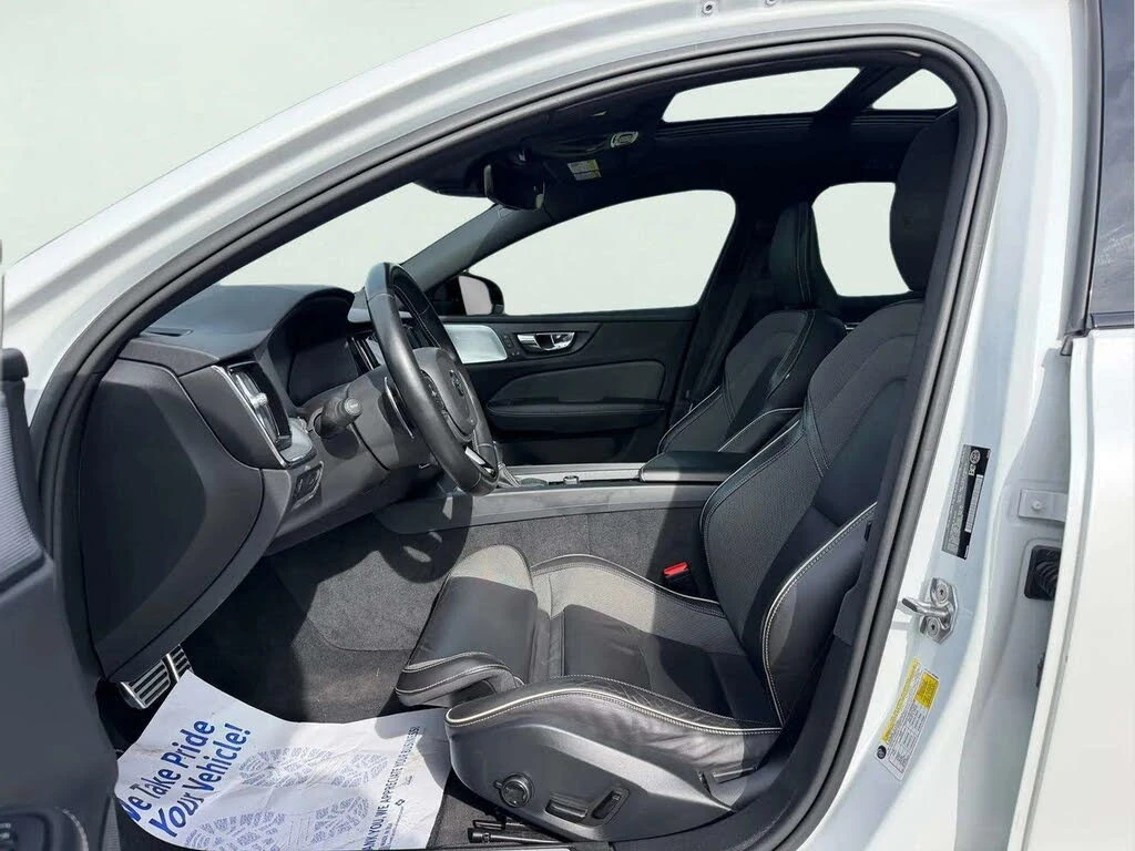 Volvo S60 R - Design * Bowers&Wilkins* АвтоКредит(ЦЕНА ДО БГ, снимка 9 - Автомобили и джипове - 56202252
