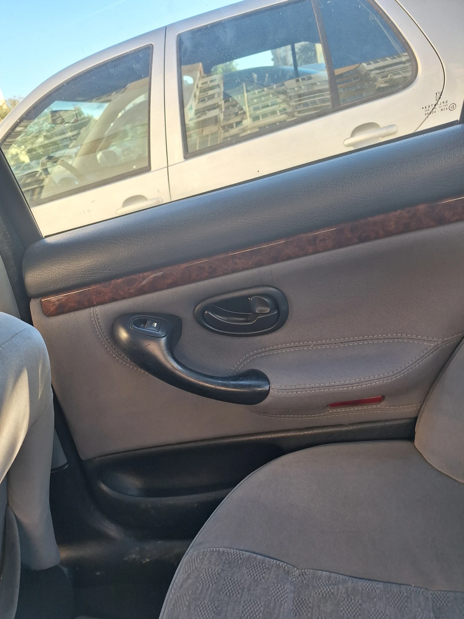 Peugeot 406 седан, снимка 6 - Автомобили и джипове - 56362361