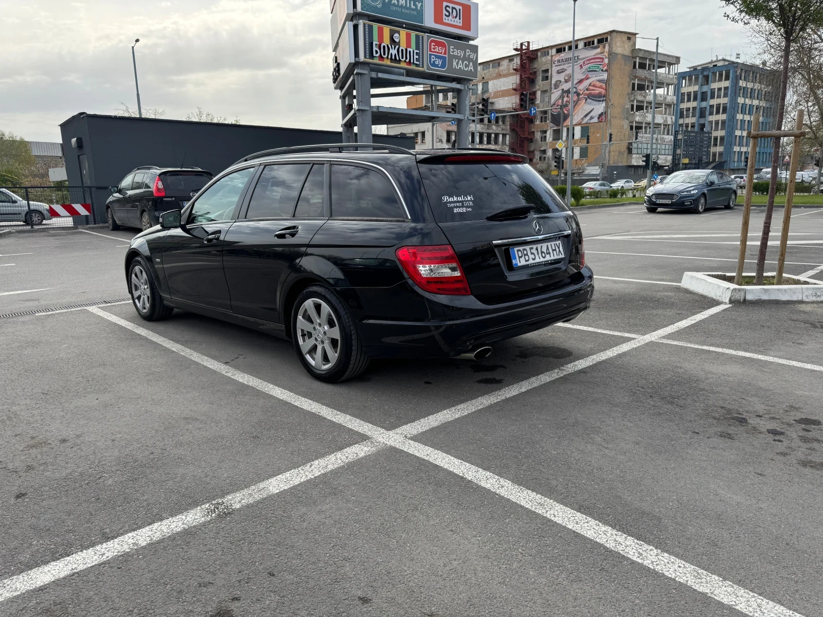 Mercedes-Benz C 220, снимка 3 - Автомобили и джипове - 56574289