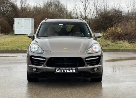 Porsche Cayenne TURBO/ LIFT/ BURMESTER/ PANO/ CAMERA/ 3xTV/ CARBON, снимка 2