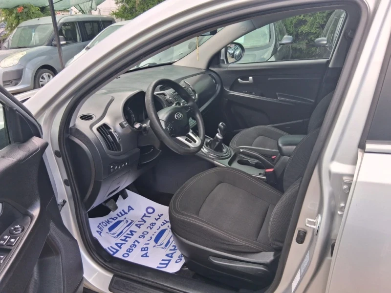 Kia Sportage, снимка 8 - Автомобили и джипове - 51259142