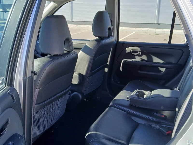 Honda Cr-v CR-V 4x4, снимка 15 - Автомобили и джипове - 52523853