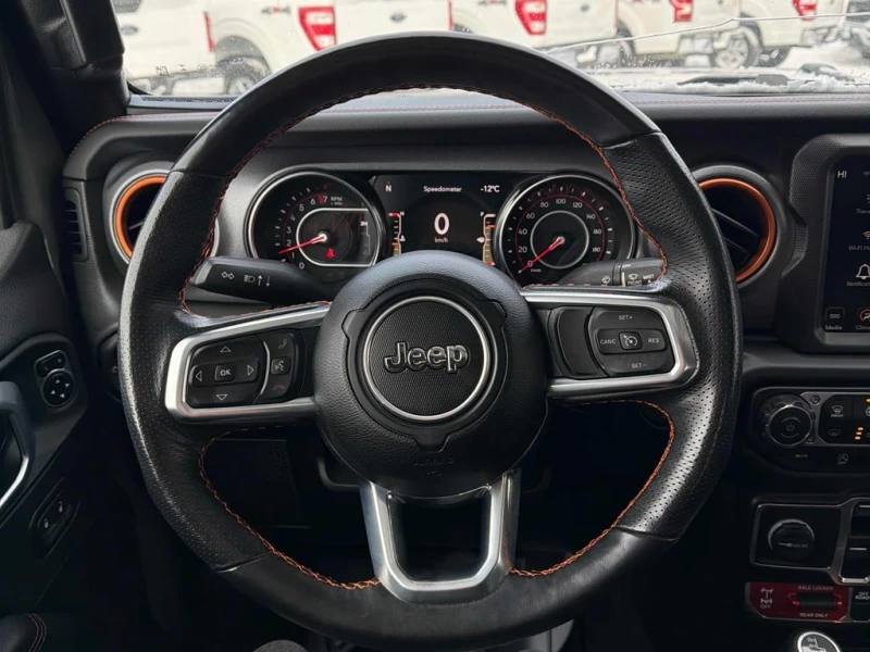 Jeep Gladiator Mojave  CARFAX, снимка 5 - Автомобили и джипове - 53405474