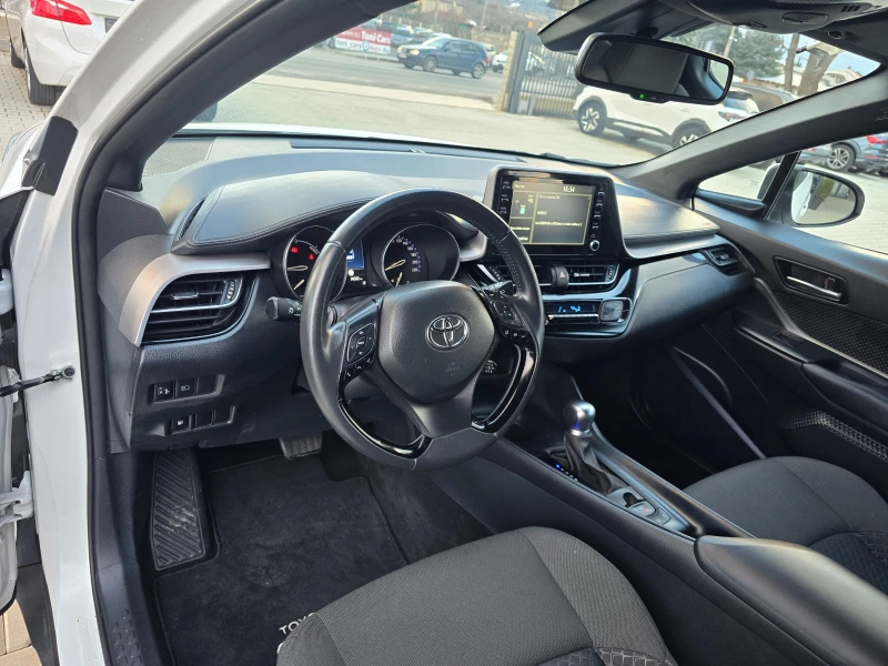 Toyota C-HR 1.8 Hy., 76000км., Камера, LIne Assist, 2022г., снимка 9 - Автомобили и джипове - 53559480