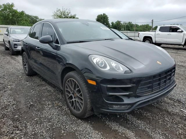 Porsche Macan TURBO