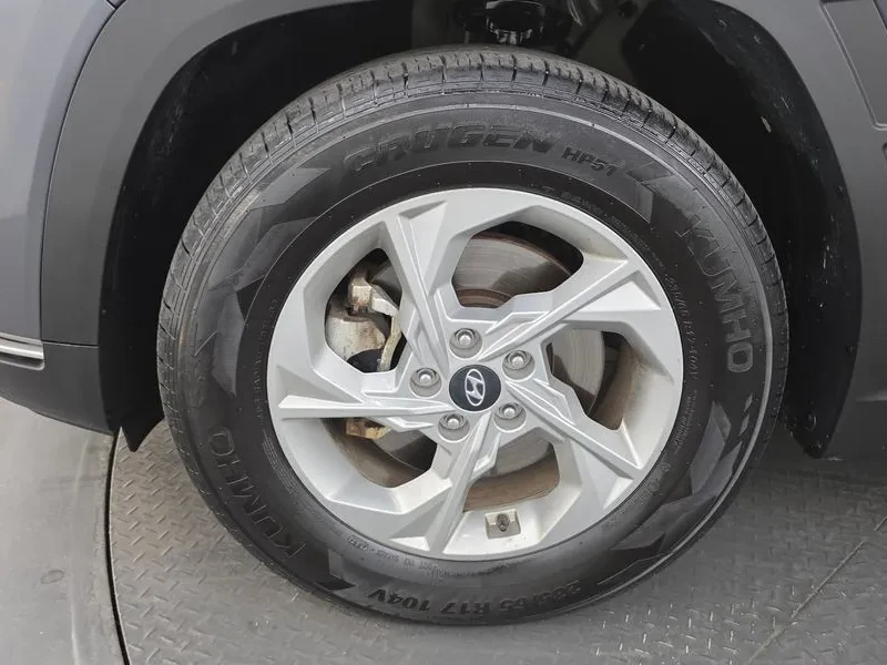 Hyundai Tucson DIESEL 2.0 2WD MODERN, снимка 5 - Автомобили и джипове - 54738055