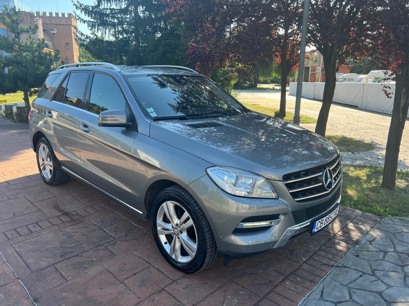 Mercedes-Benz ML 350 EURO 6* CAMERA* NAVI - изображение 10