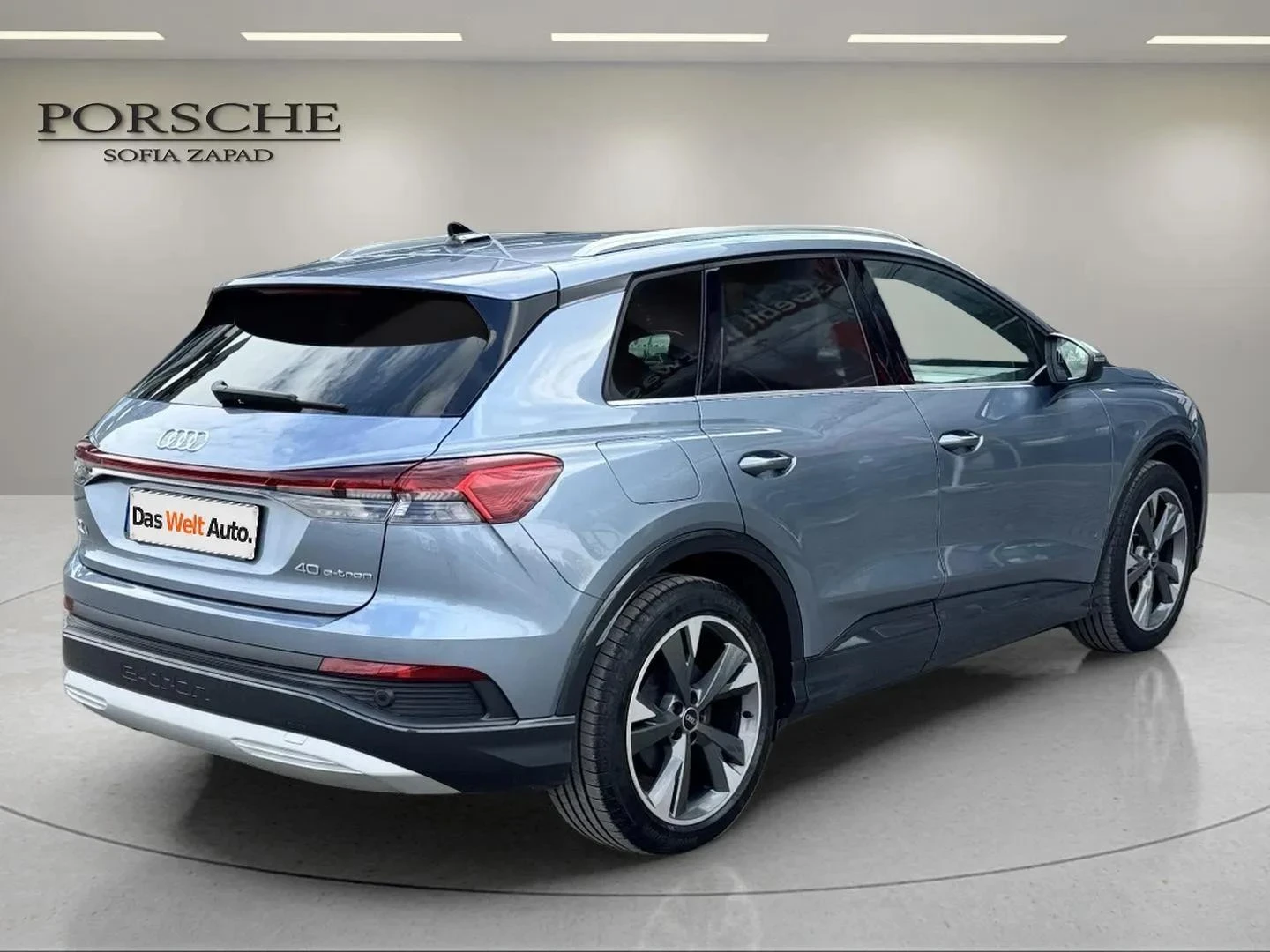 Audi Q4 E-Tron 40 - изображение 5