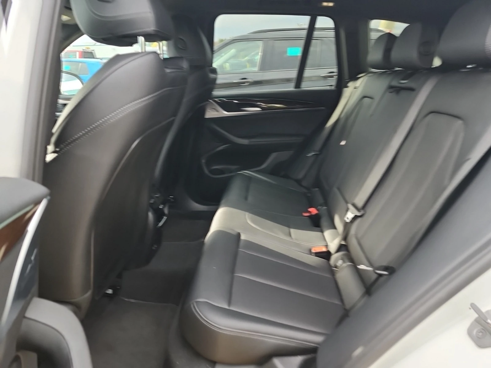 BMW X3 30i * * CARFAX * *   * *  | Mobile.bg   8