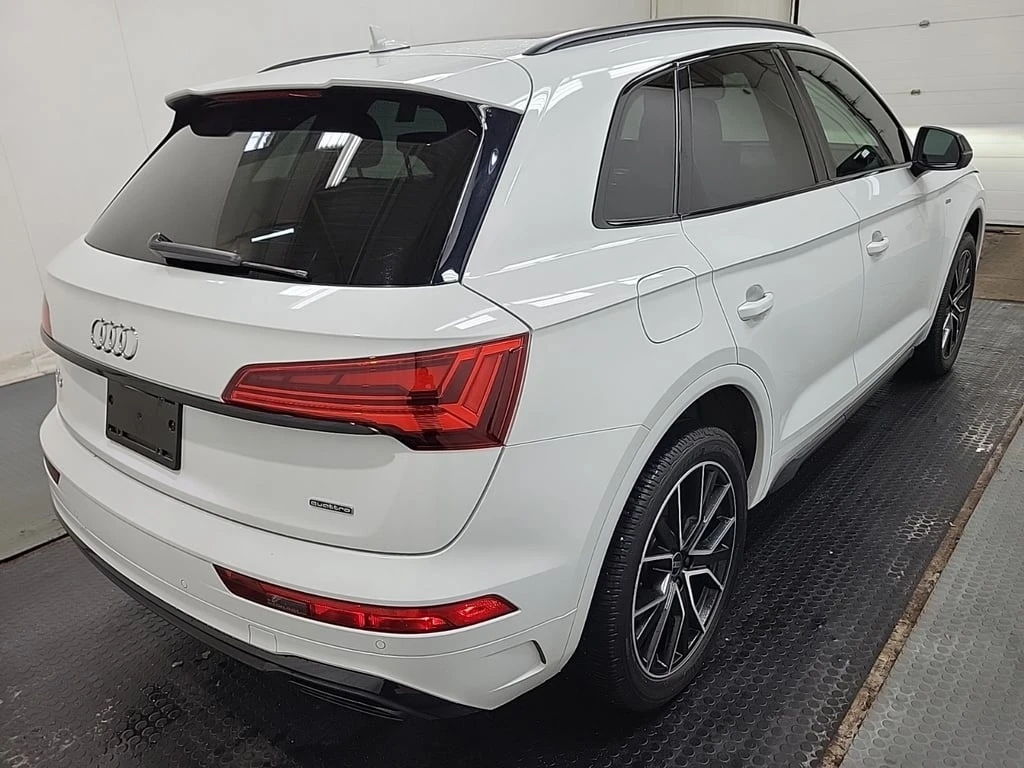 Audi Q5 * TECHNIK * CARFAX * БЕЗ ПЪРВОНАЧАЛНА ВНОСКА - изображение 3