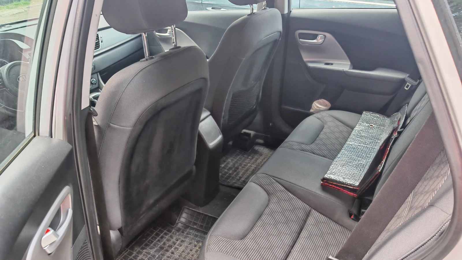 Kia Niro 1.6 GDI FHEV - изображение 7