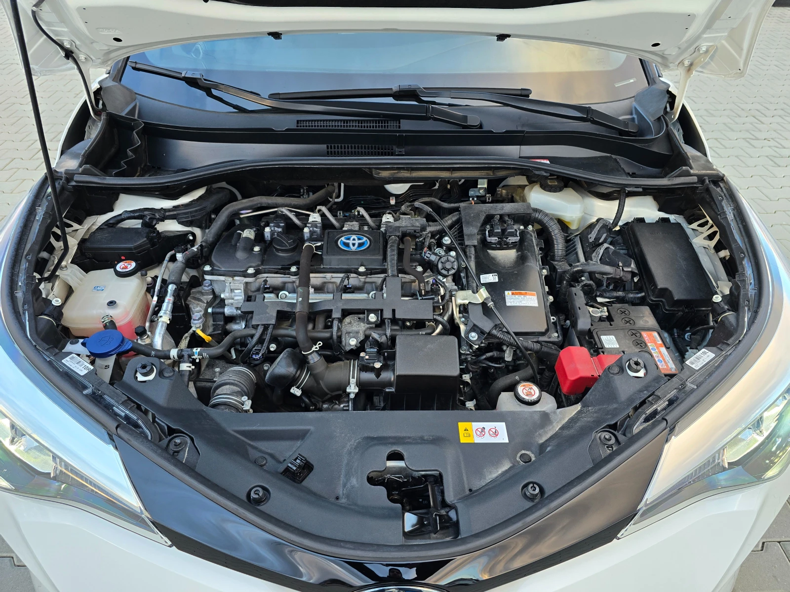 Toyota C-HR 1.8 Hy., 76000��., ������, LIne Assist, 2022�. | Mobile.bg � ����������� 14