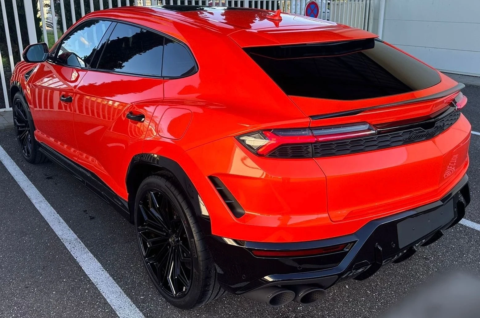 Lamborghini Urus  - изображение 3