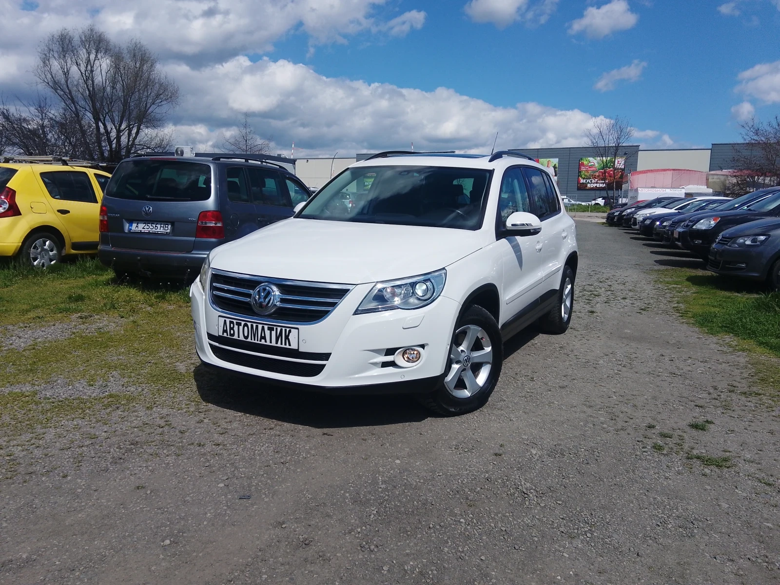 VW Tiguan 2.0TDI-FULL-АВТОМАТИК-4Х4-КОЖА-НАВИ-ПАНОРАМА-