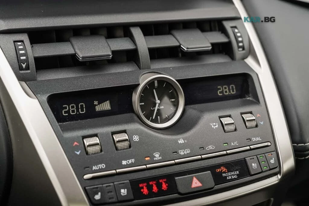 Lexus NX 300h * AWD* КОЖА* ПОДГРЕВ* ОБДУХВАНЕ* ШИБИДАХ* КАМЕРА* , снимка 14 - Автомобили и джипове - 55230810