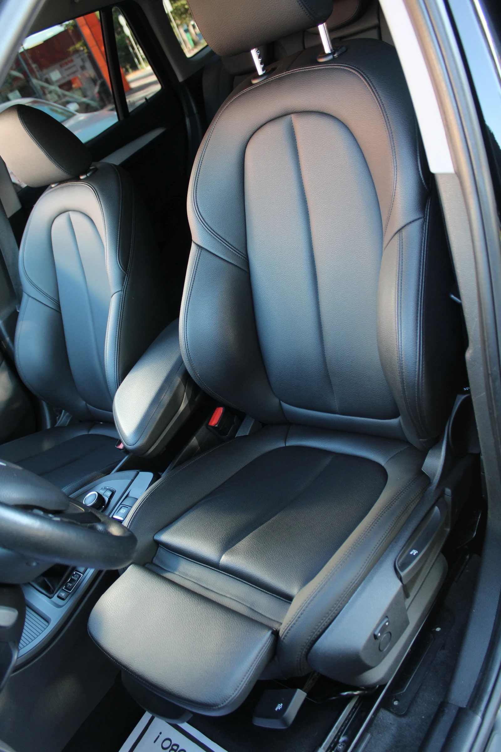 BMW X1 1.8 S-DRIVE 175k, снимка 9 - Автомобили и джипове - 55273058