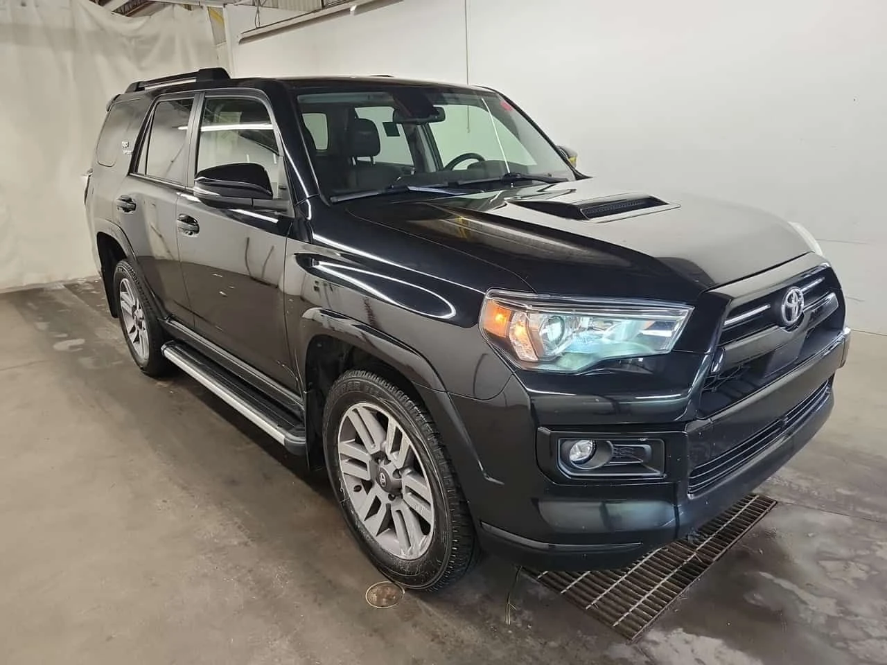 Toyota 4runner  4WD| ПОДГРЕВИ| ПАНОРАМА| 2 КЛЮЧА| CARFAX , снимка 2 - Автомобили и джипове - 55543163
