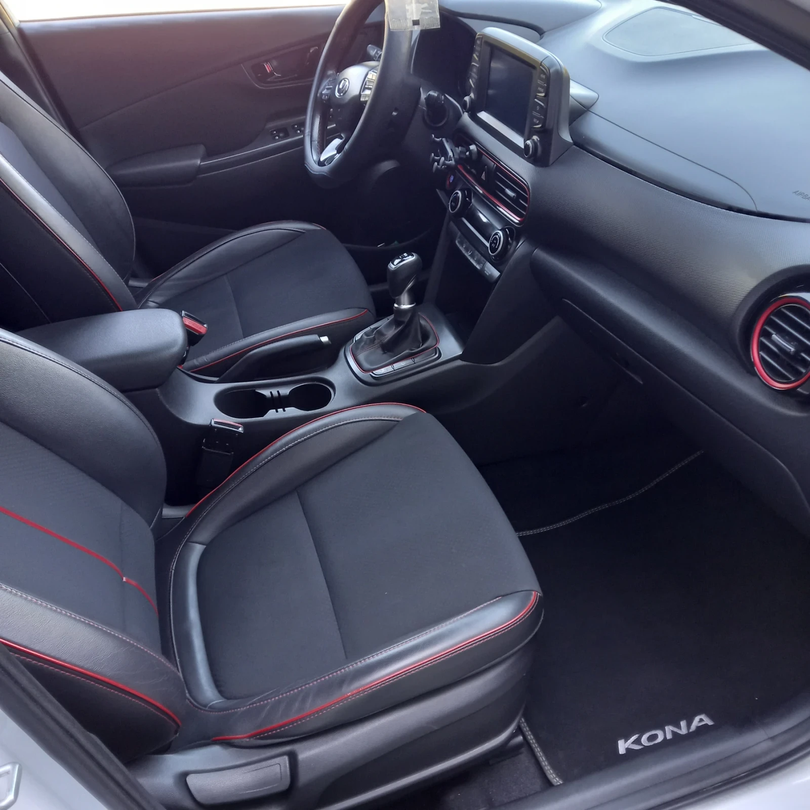 Hyundai Kona SUV, снимка 8 - Автомобили и джипове - 56414328