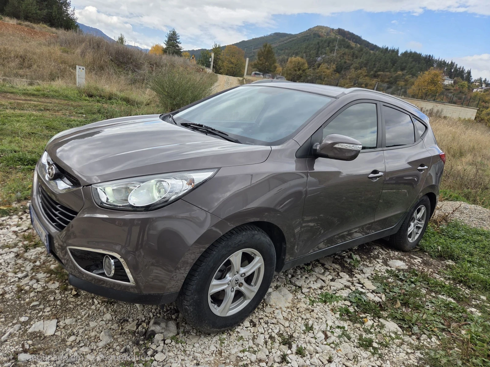 Hyundai IX35 2.0, снимка 3 - Автомобили и джипове - 56535416