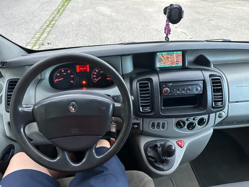 Renault Trafic 1.9 DCI 101 KC 8+ 1 Германиа, снимка 9 - Бусове и автобуси - 48109991