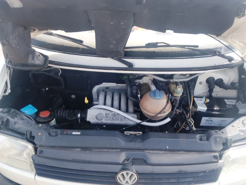 VW Transporter T4 Doka 2.4d бартер, снимка 9 - Бусове и автобуси - 51743827