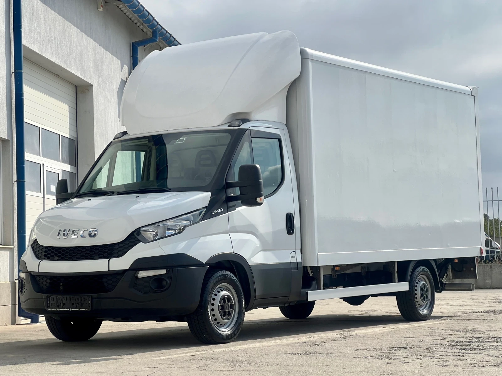 Iveco Daily Фургон с борд / 221 000км! / Климатроник - изображение 3