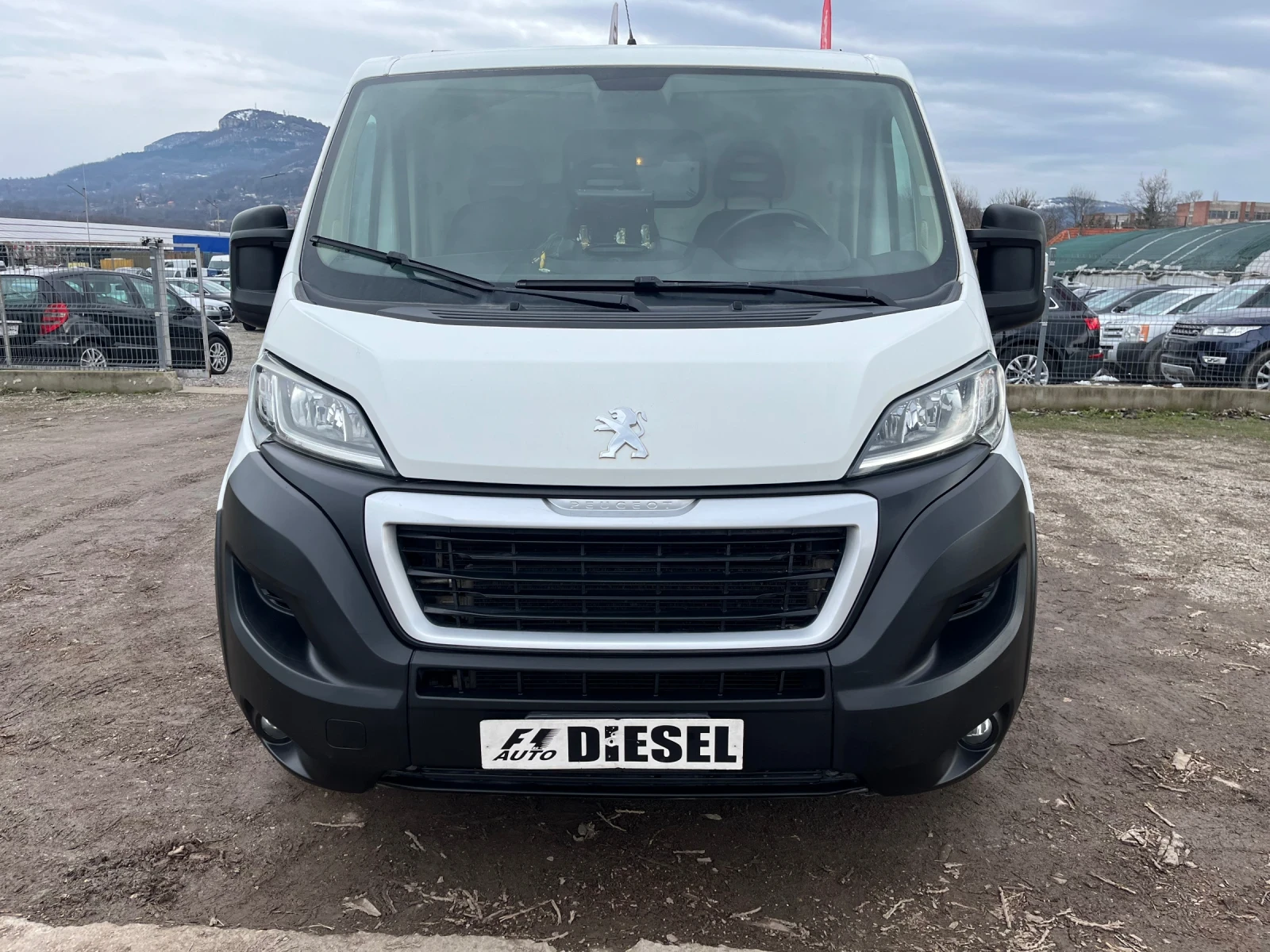 Peugeot Boxer 2.0HDI-110-KAMERA-ITALIA - изображение 2