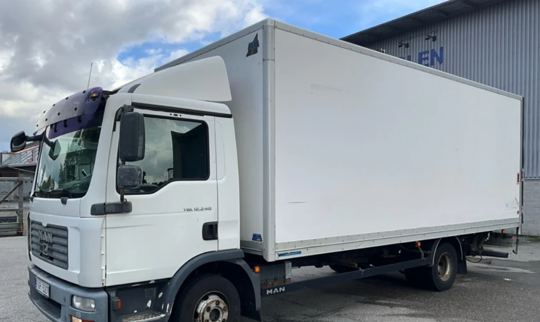 Man 12.284 12.240 | Mobile.bg   12