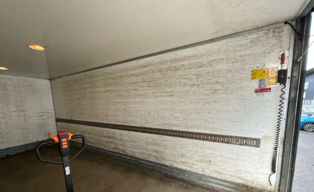 Man 12.284 12.240 | Mobile.bg   3