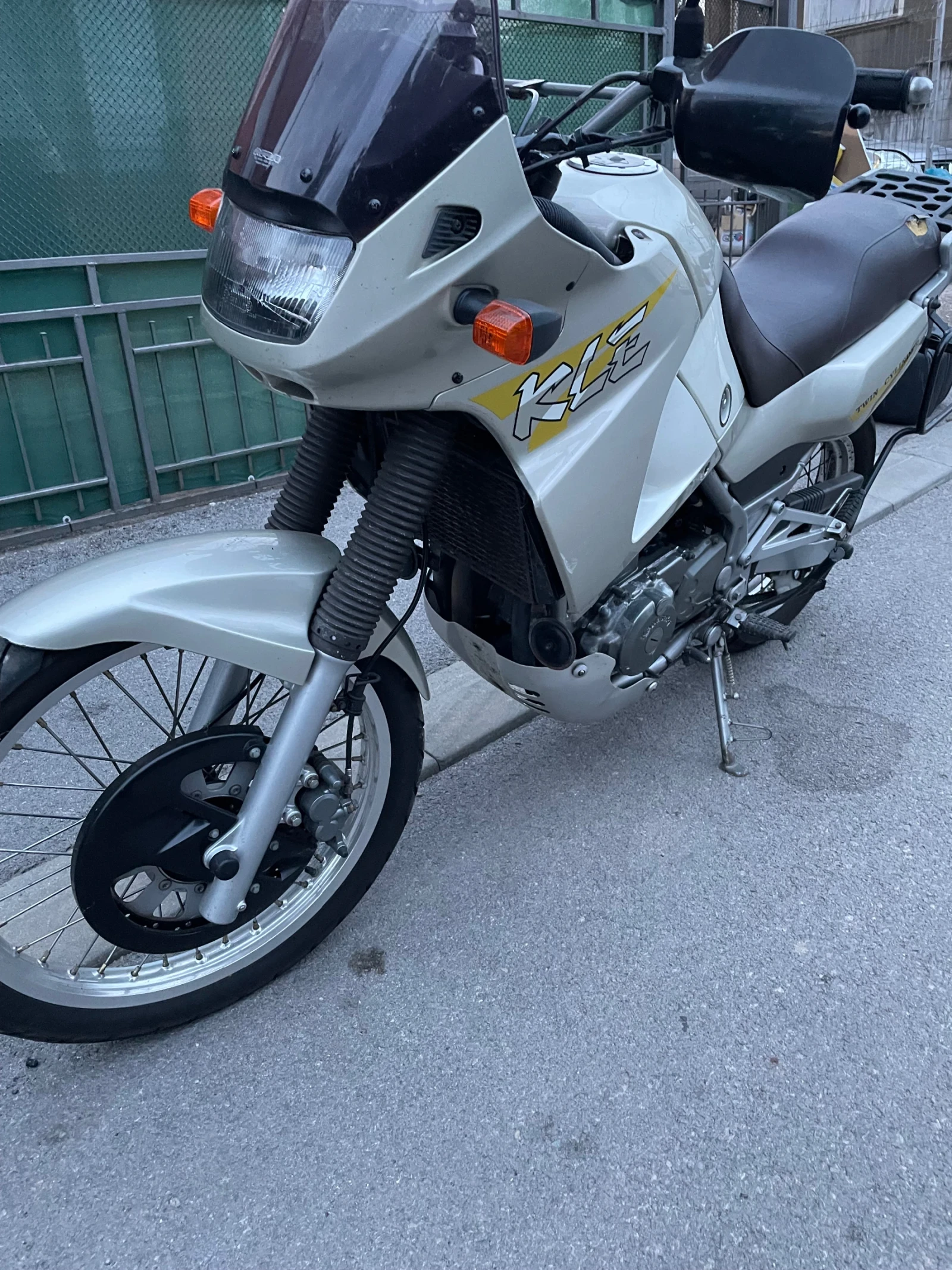 Kawasaki Kle 500 Twin Cylinder - изображение 3