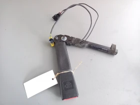 Преден ляв пиропатрон Опел Мерива Б 