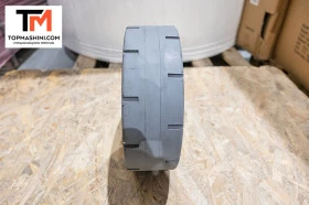 Гуми, снимка 4