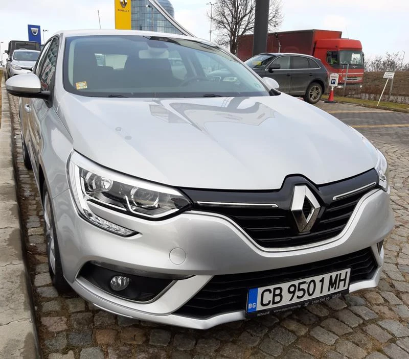 Среден клас Renault Megane! Специални цени във връзка с COVID 19 , снимка 1 - Rent a car - 37870099