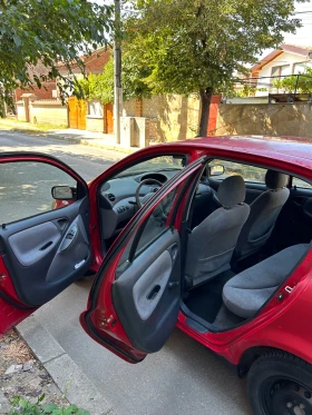 Toyota Yaris 1000 бензин/газ, снимка 7