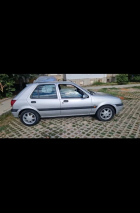 Ford Fiesta 1.8 75hp, снимка 4